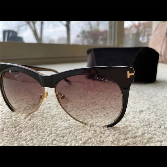 〽️💙TOM FORD Sunglasses (Auth) - Picture 2 of 4